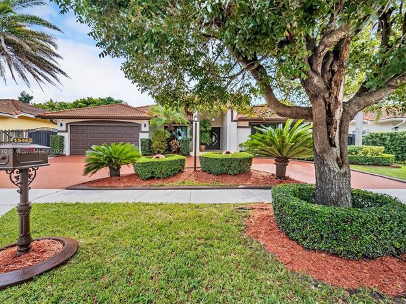 15462 SW 115th St, Miami FL 33196