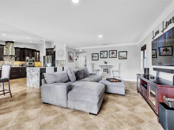 15462 SW 115th St, Miami FL 33196