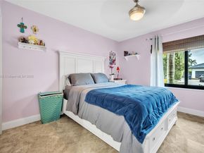 15462 SW 115th St, Miami FL 33196