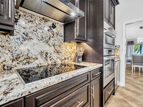 15462 SW 115th St, Miami FL 33196