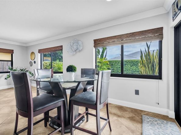 15462 SW 115th St, Miami FL 33196