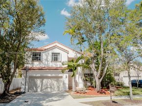 362 Lake Crest Ct, Weston FL 33326
