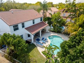 362 Lake Crest Ct, Weston FL 33326