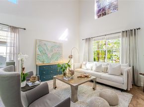 362 Lake Crest Ct, Weston FL 33326