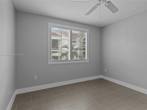 6861 SW 44th St 204, Miami FL 33155