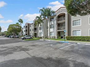 6861 SW 44th St 204, Miami FL 33155