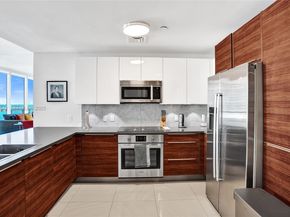 601 NE 27th St 1507, Miami FL 33137