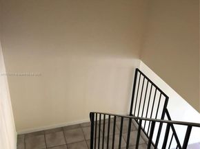 1624 NE 151st St 1624, Miami FL 33162
