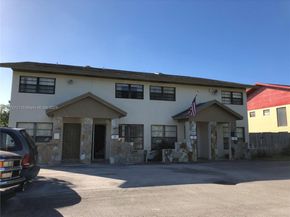 1624 NE 151st St 1624, Miami FL 33162