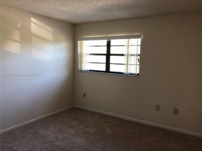 1624 NE 151st St 1624, Miami FL 33162
