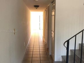 1624 NE 151st St 1624, Miami FL 33162