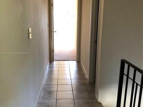 1624 NE 151st St 1624, Miami FL 33162
