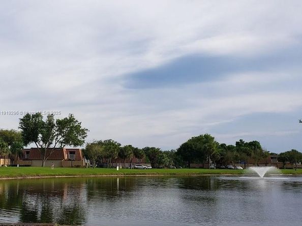 513 Green Springs Place 513, West Palm Beach FL 33409