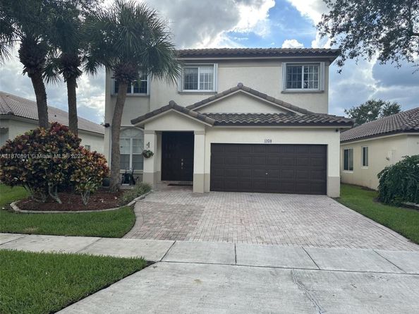 1930 NW 171st Ave, Pembroke Pines FL 33028