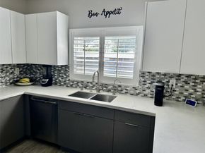 1930 NW 171st Ave, Pembroke Pines FL 33028