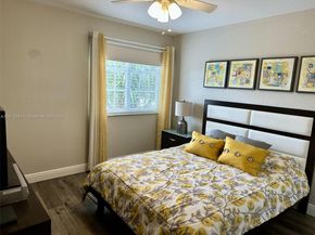 1930 NW 171st Ave, Pembroke Pines FL 33028