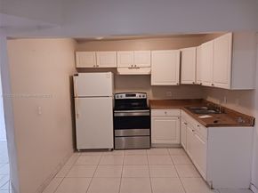 5962 NW 29th Pl 112, Sunrise FL 33313