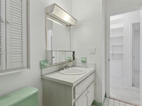 2301 NW 42nd Ave, Lauderhill FL 33313