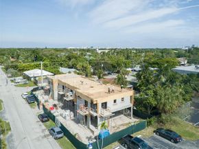 1302 NE 32nd St 2, Oakland Park FL 33334