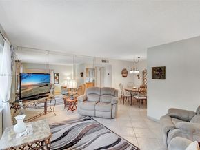 415 NE 2nd St 201, Hallandale Beach FL 33009