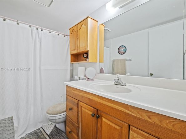 504 Gardens Drive 203, Pompano Beach FL 33069