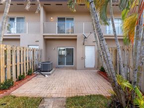 17040 SW 137th Pl, Miami FL 33177
