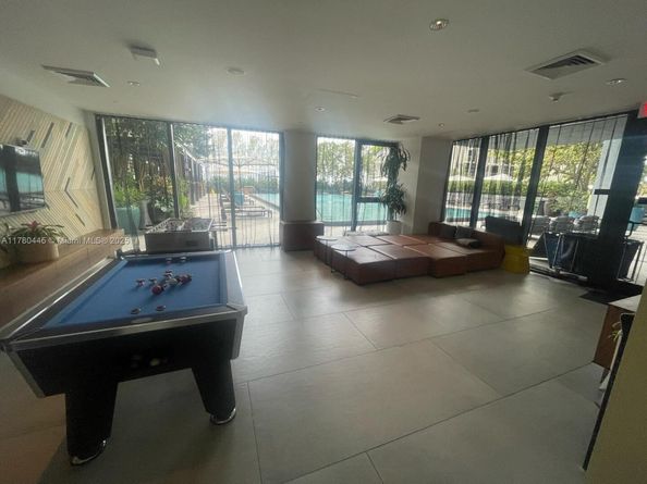 121 NE 34 St 2511, Miami FL 33137