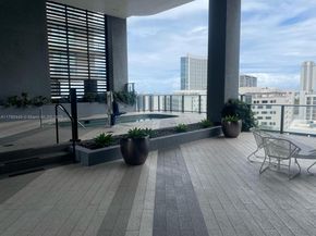 121 NE 34 St 2511, Miami FL 33137