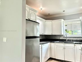 200 S Waterway Dr S 101, Lantana FL 33462