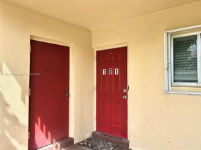 200 S Waterway Dr S 101, Lantana FL 33462