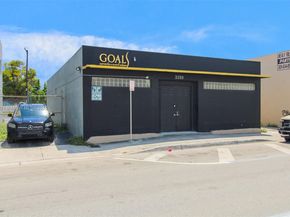 3267 NW 35th St, Miami FL 33142