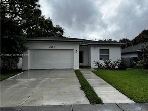 2541 NW 9th St, Fort Lauderdale FL 33311