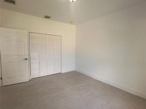2541 NW 9th St, Fort Lauderdale FL 33311