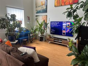 1 Glen Royal Pkwy 1612, Miami FL 33125