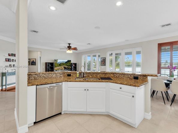 12641 Maypan Dr, Boca Raton FL 33428