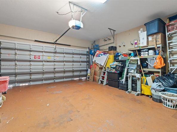 9010 NW 162nd Ter, Miami Lakes FL 33018