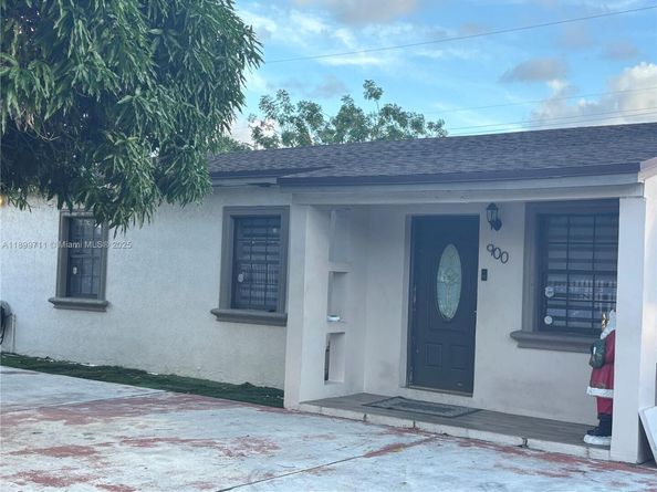900 E 6th St, Hialeah FL 33010