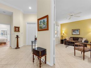 2518 Bay Pointe Ct, Weston FL 33327