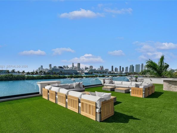 288 S Coconut Ln, Miami Beach FL 33139