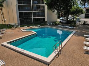 6655 W Broward Blvd 309, Plantation FL 33317