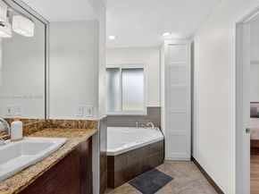 17500 SW 93rd Pl, Palmetto Bay FL 33157