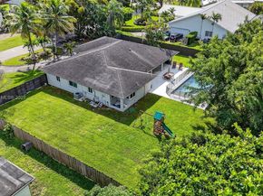 17500 SW 93rd Pl, Palmetto Bay FL 33157