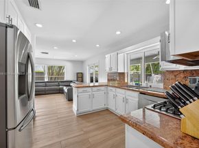 17500 SW 93rd Pl, Palmetto Bay FL 33157