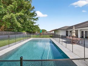 17500 SW 93rd Pl, Palmetto Bay FL 33157