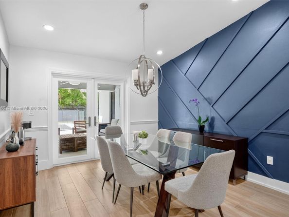 17500 SW 93rd Pl, Palmetto Bay FL 33157