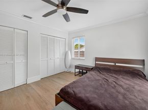 17500 SW 93rd Pl, Palmetto Bay FL 33157