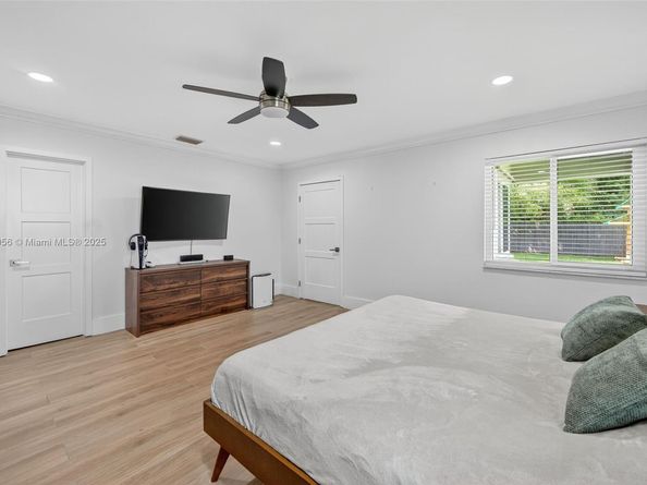 17500 SW 93rd Pl, Palmetto Bay FL 33157