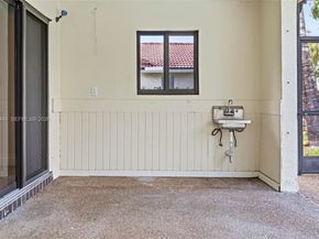 1768 NW 97th Ter, Coral Springs FL 33071