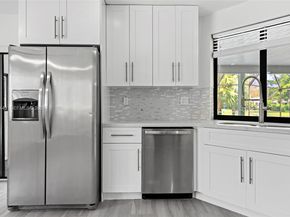 1768 NW 97th Ter, Coral Springs FL 33071