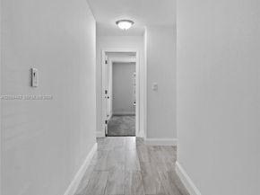 1768 NW 97th Ter, Coral Springs FL 33071